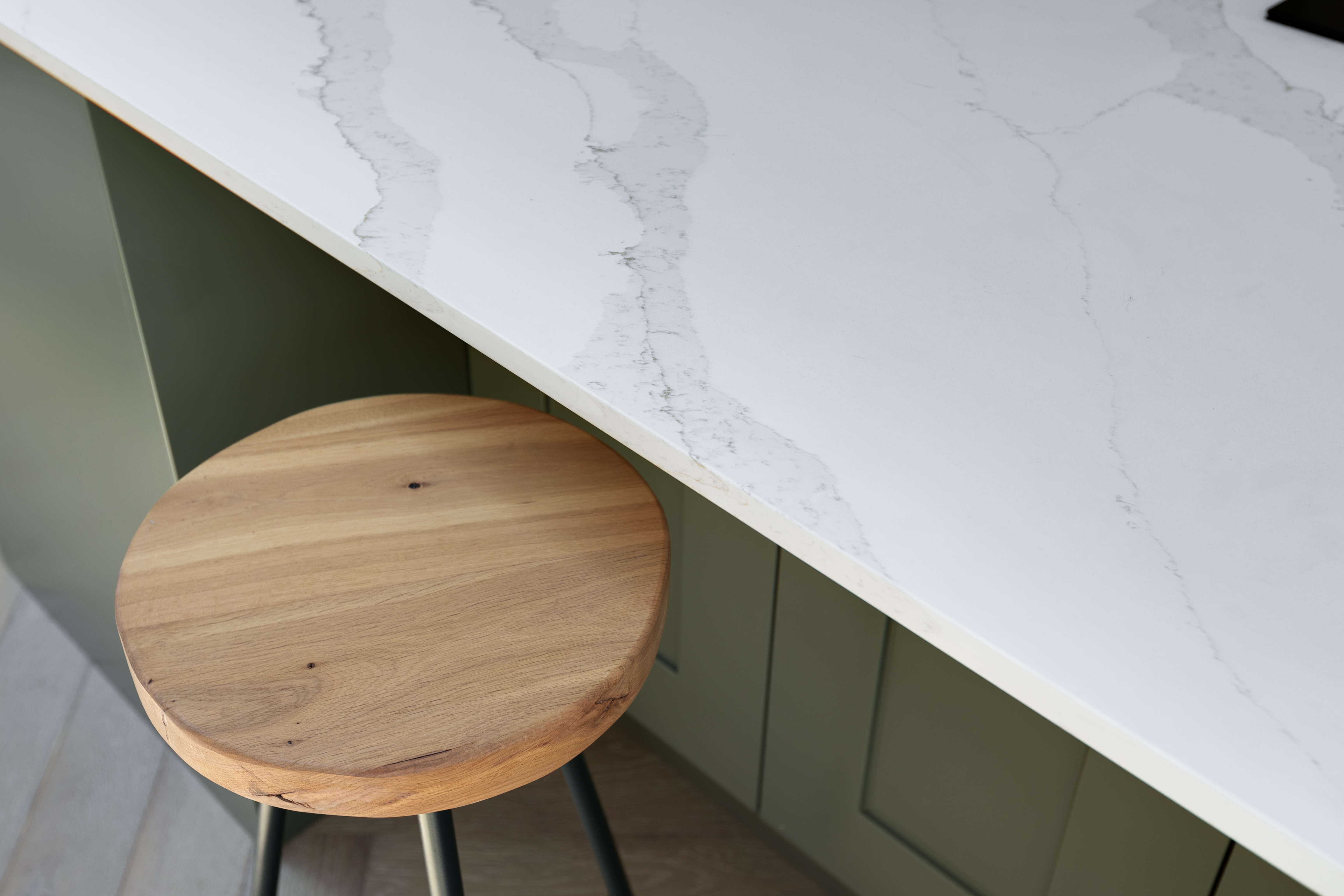 Calacata Gold Quartz