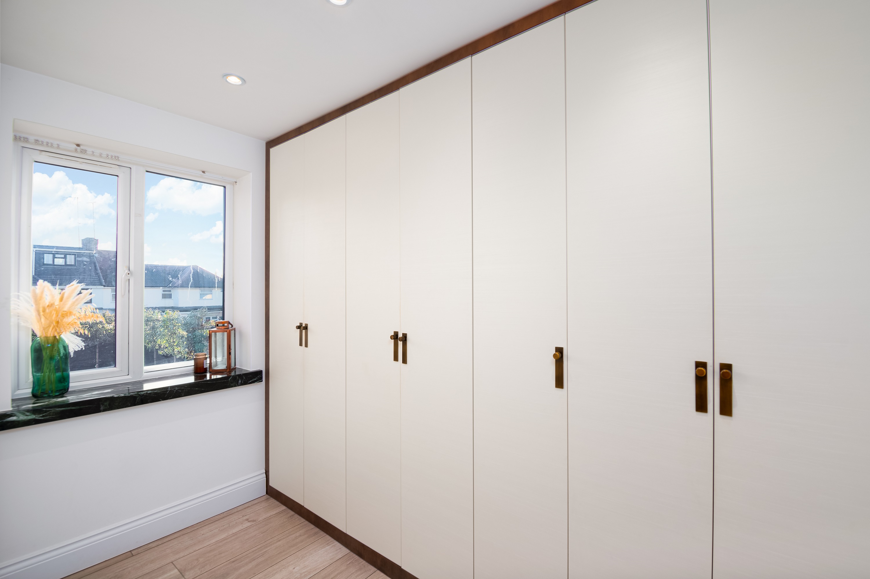 Fitted Wardrobes 1